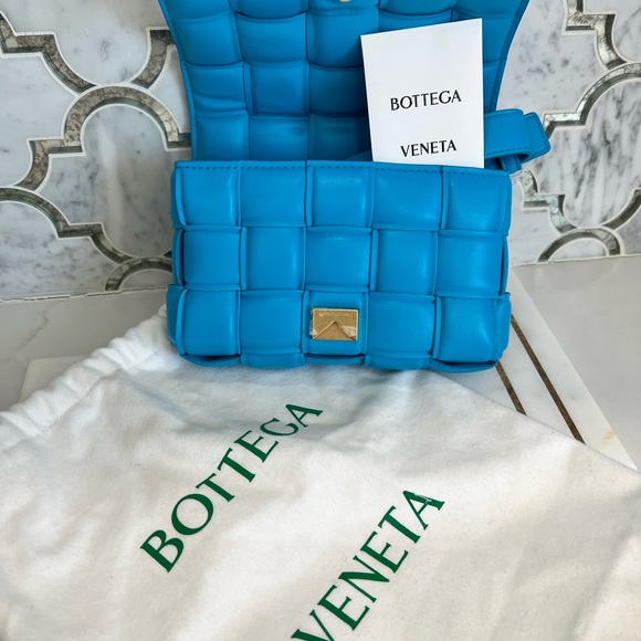 Authentic ~ Bottega Veneta ~ Small Padded Cassette Bag - Picture 11 of 14